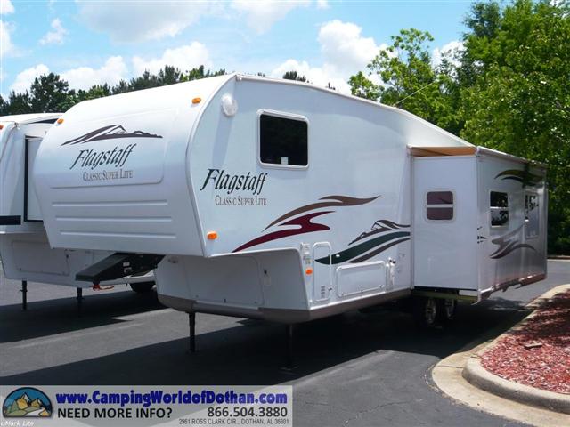 Used 2009 Forest River Flagstaff 8528RKSS Fifth Wheel For Sale